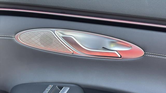 2026 Genesis GV70 2.5T Standard
