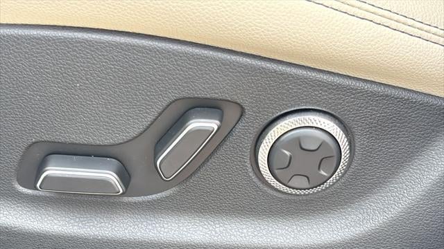 2026 Genesis GV70 2.5T Standard
