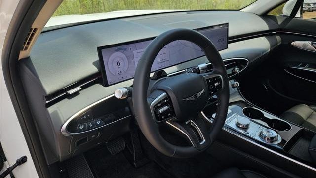 2026 Genesis GV70 2.5T Standard