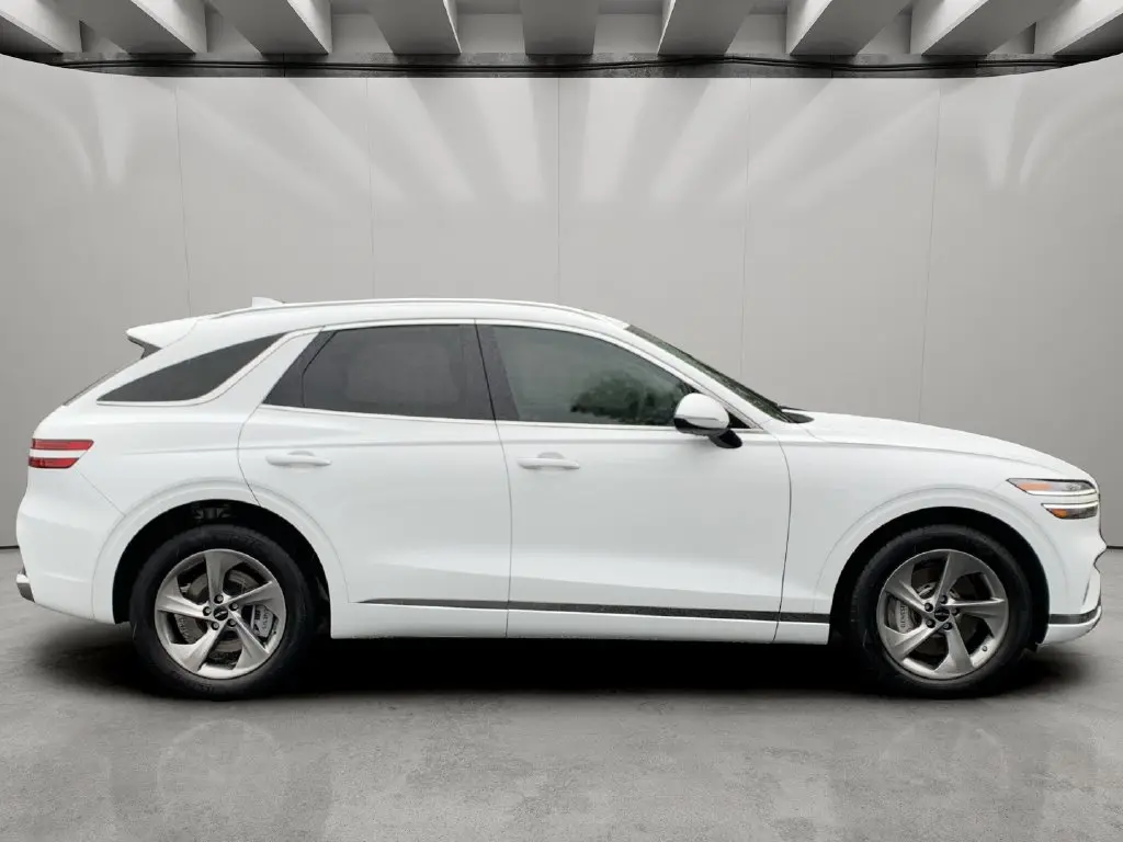 2026 Genesis Gv70 - $43,817