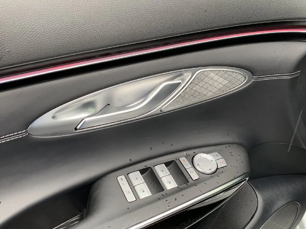 2026 Genesis Gv70 - $43,817