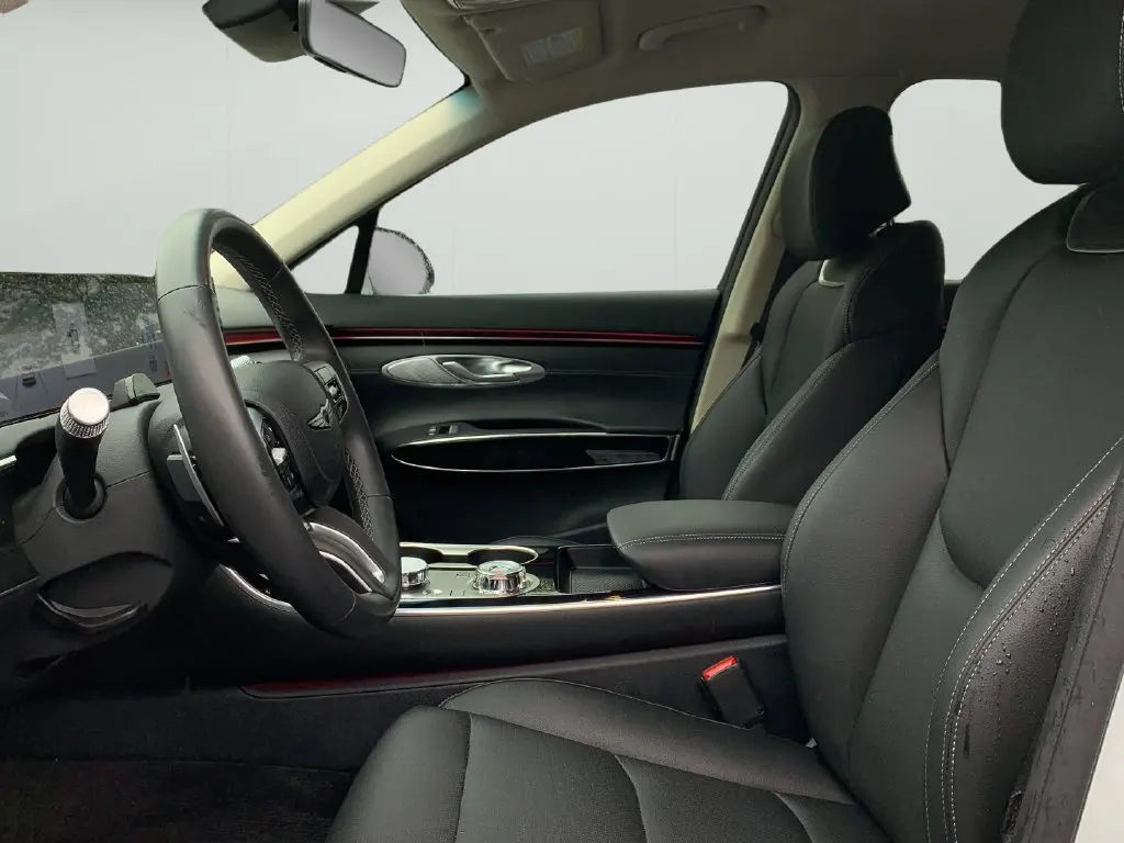 2026 Genesis Gv70 - $43,817