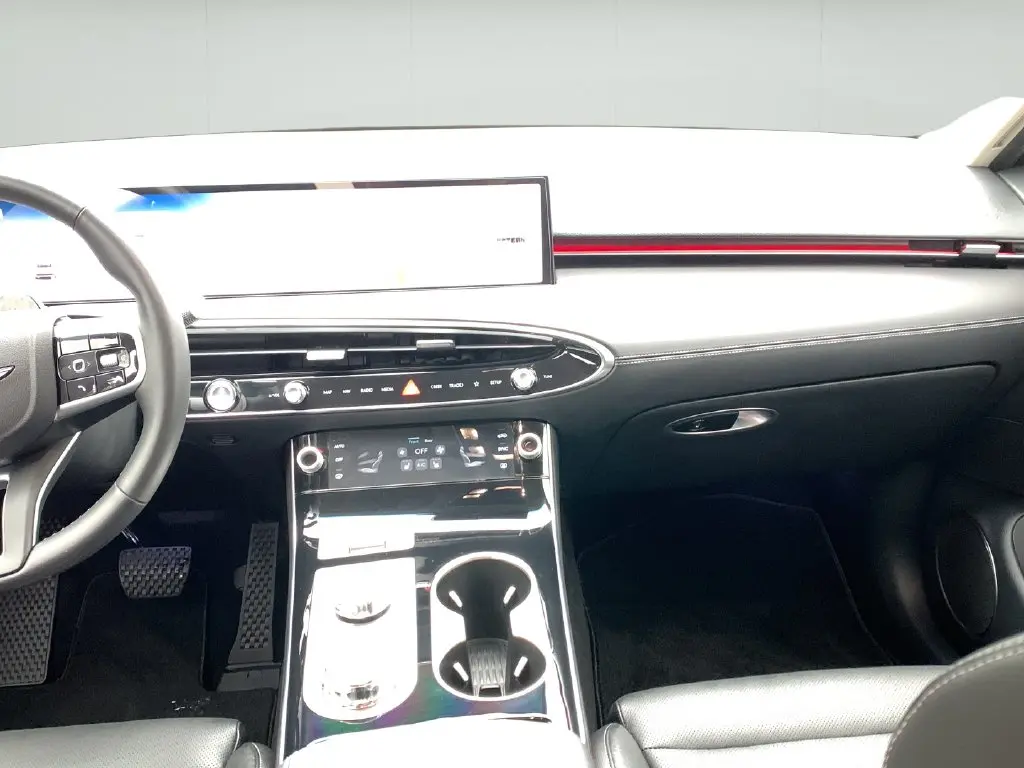 2026 Genesis Gv70 - $43,817