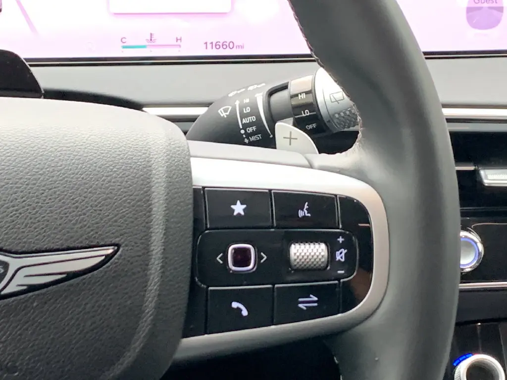 2026 Genesis Gv70 - $43,817