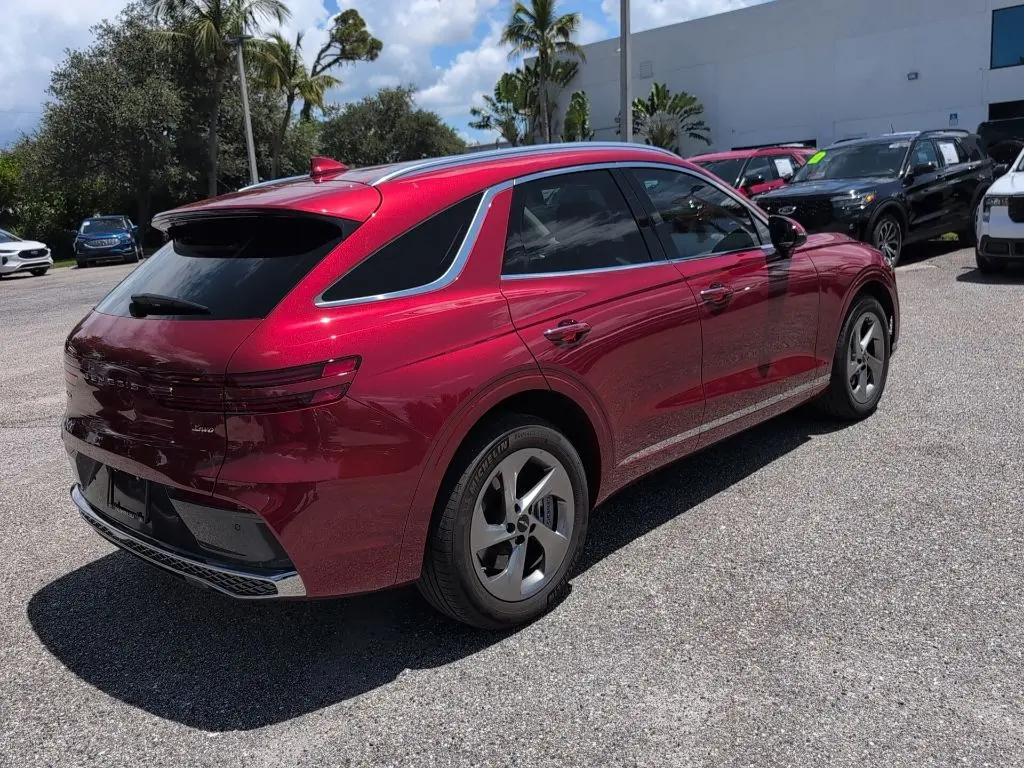 2026 Genesis Gv70 - $42,589