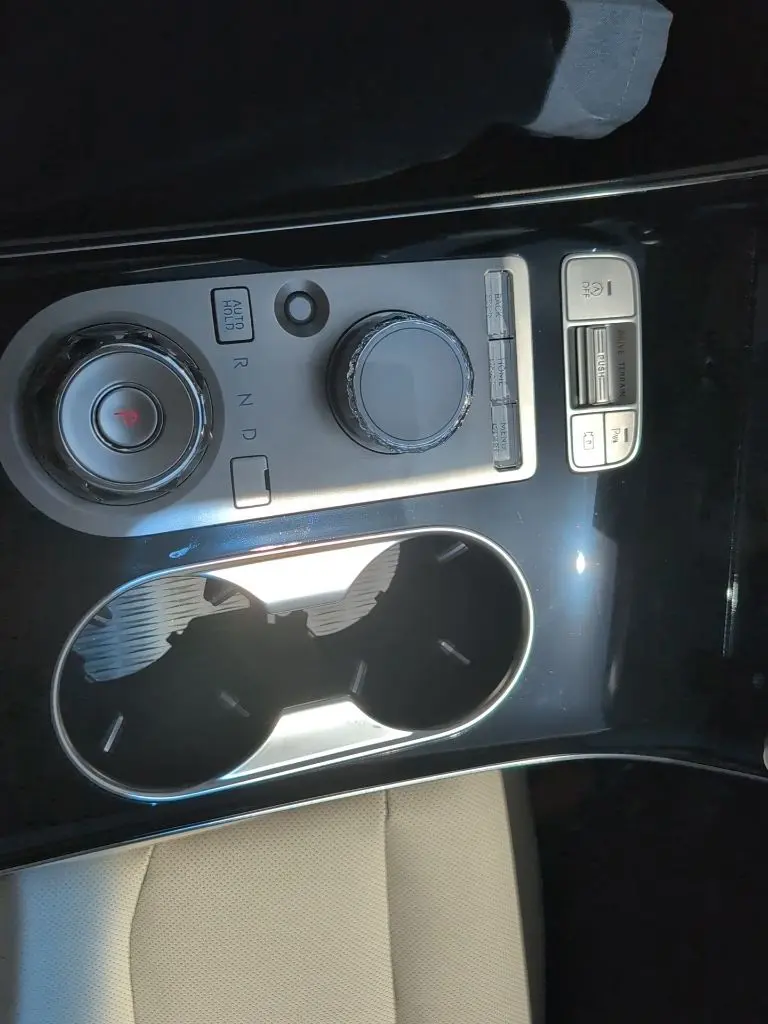 2026 Genesis Gv70 - $42,589