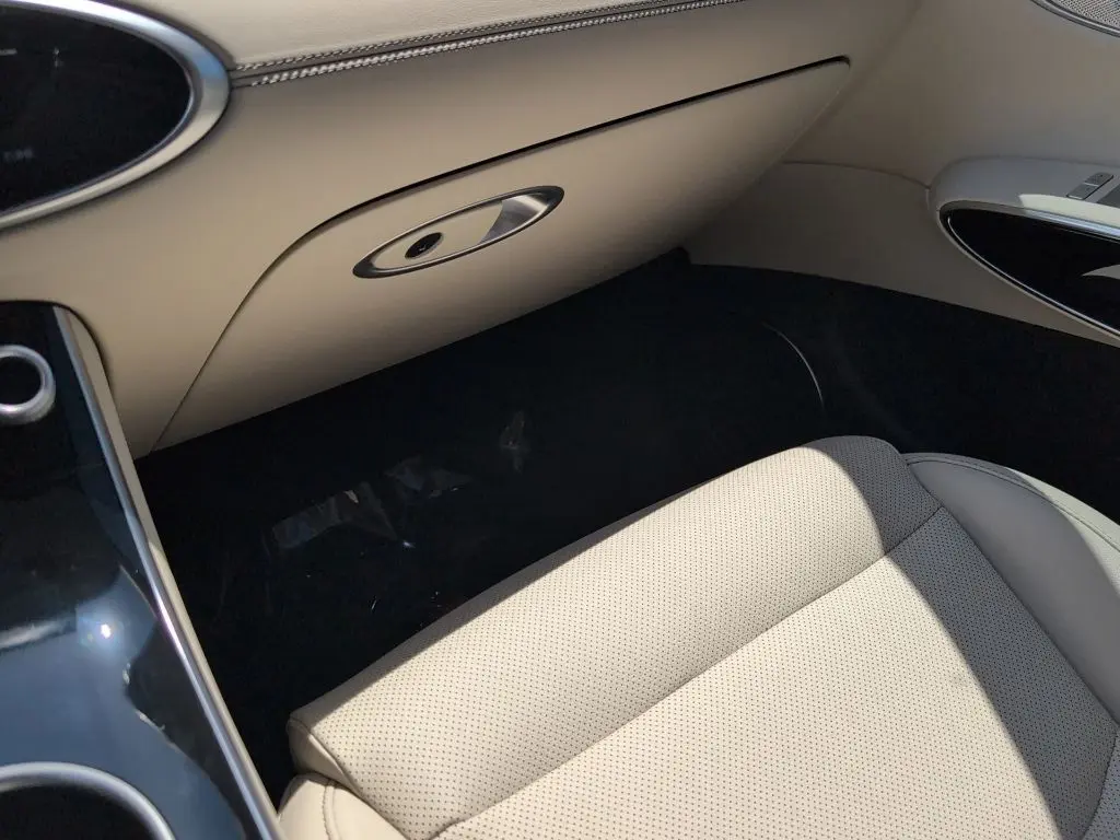 2026 Genesis Gv70 - $42,589