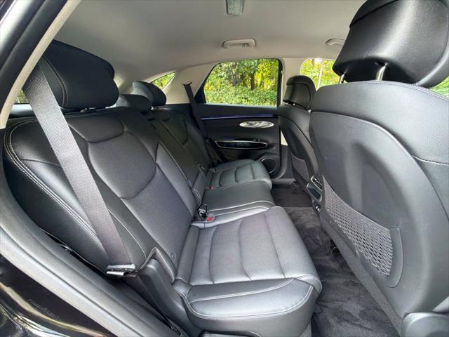 2026 Genesis Gv70 - $49,999