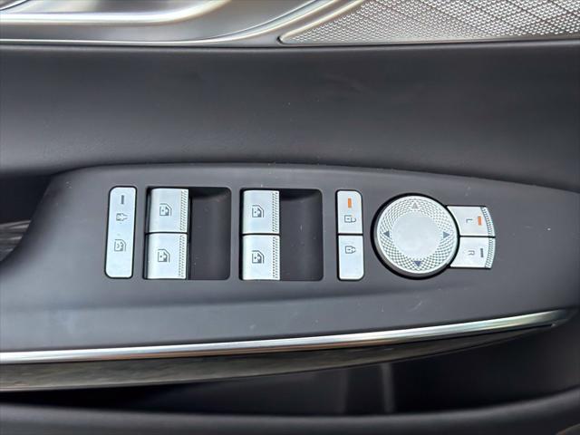 2026 Genesis Gv70 - $49,999