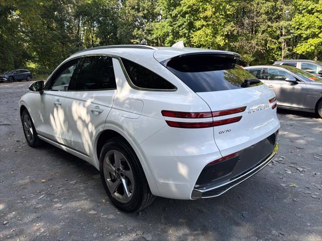 2026 Genesis Gv70 - $49,999