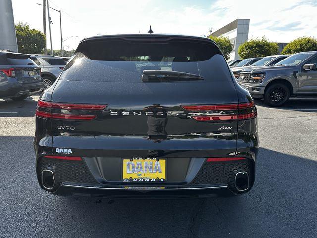 2024 Genesis Gv70 - $38,300