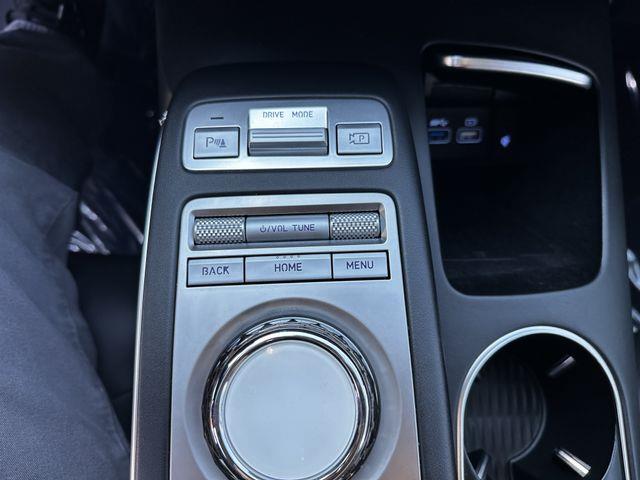 2024 Genesis Gv70 - $38,300