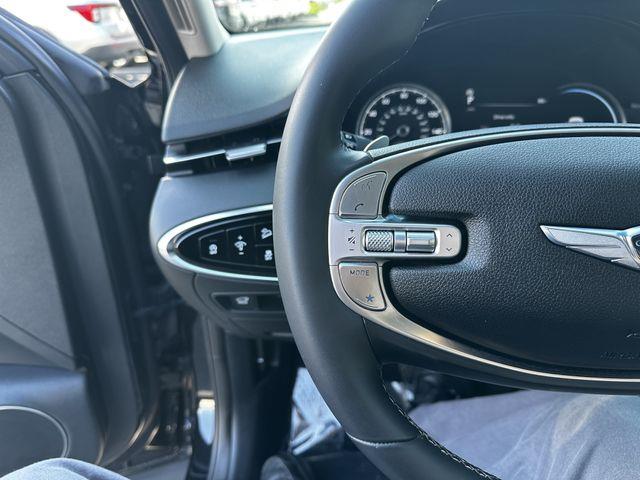 2024 Genesis Gv70 - $38,300