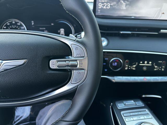 2024 Genesis Gv70 - $38,300