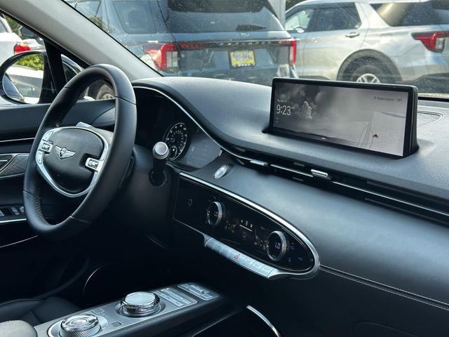 2024 Genesis Gv70 - $38,300