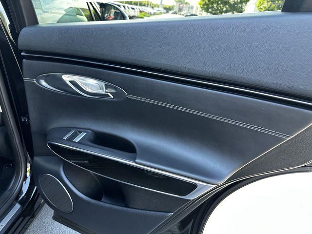 2024 Genesis Gv70 - $38,300