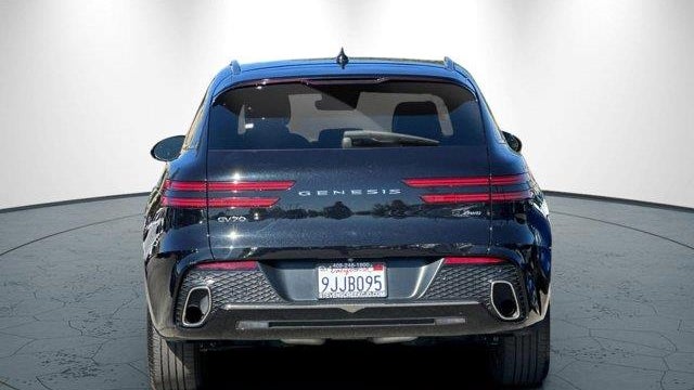 2024 Genesis GV70 2.5T Standard