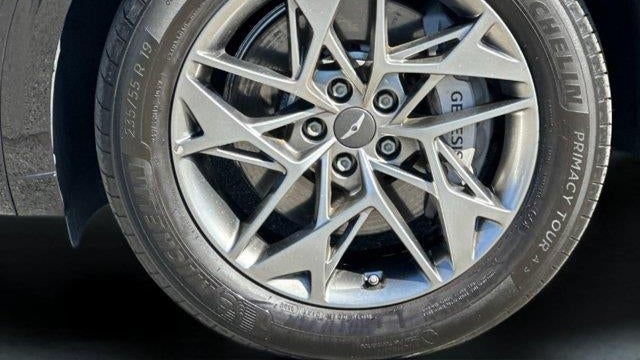2024 Genesis GV70 2.5T Standard