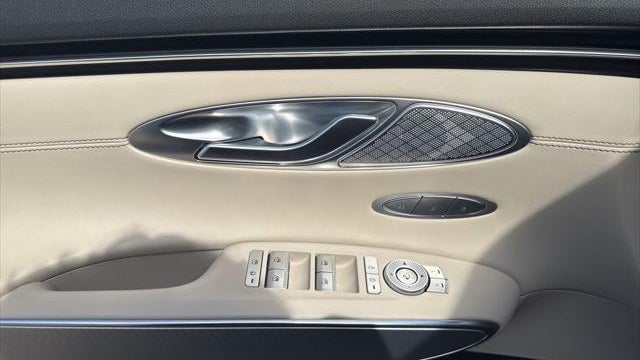 2024 Genesis GV70 2.5T Standard