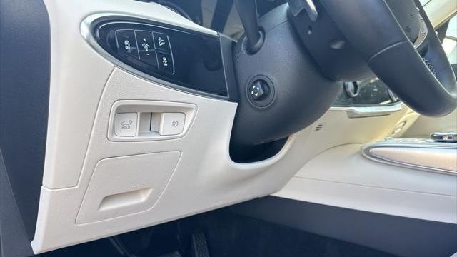 2024 Genesis GV70 2.5T Standard