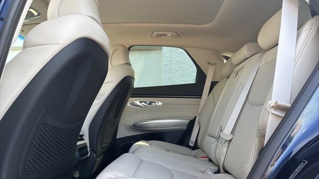 2024 Genesis GV70 2.5T Standard