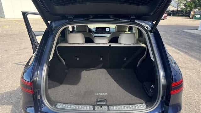 2024 Genesis GV70 2.5T Standard
