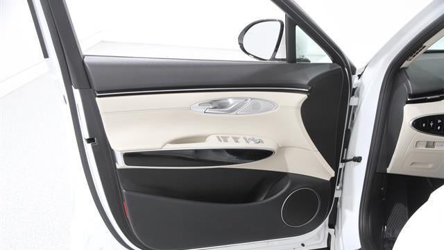 2024 Genesis GV70 2.5T Standard