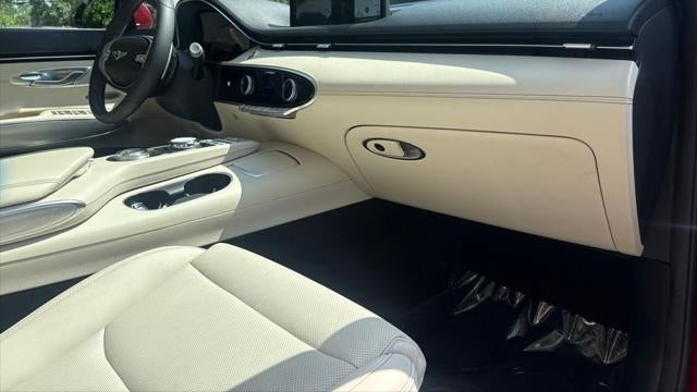 2025 Genesis GV70 2.5T Standard