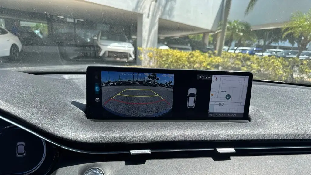2025 Genesis GV70 2.5T Standard