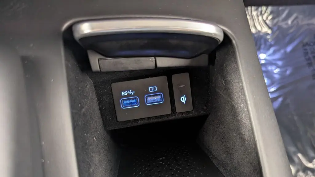 2025 Genesis GV70 2.5T Standard