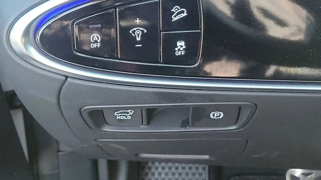 2025 Genesis GV70 2.5T Standard