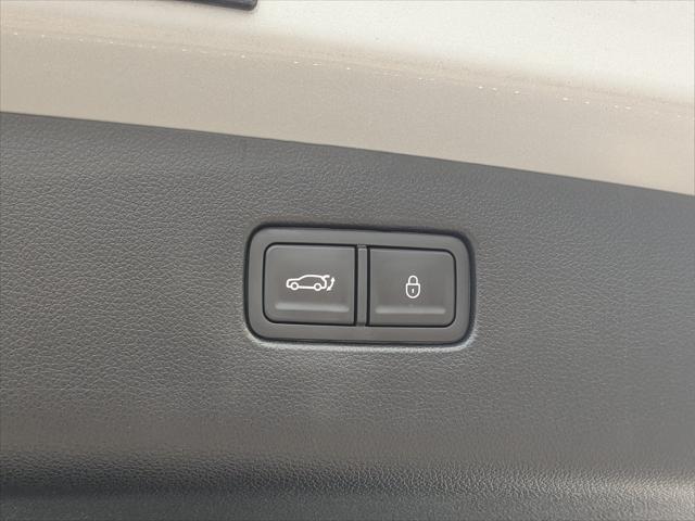 2026 Genesis Gv70 - $39,999