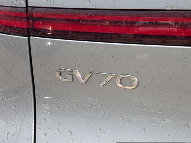 2026 Genesis Gv70 - $39,999