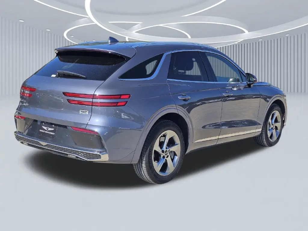 2026 Genesis Gv70 - $40,900