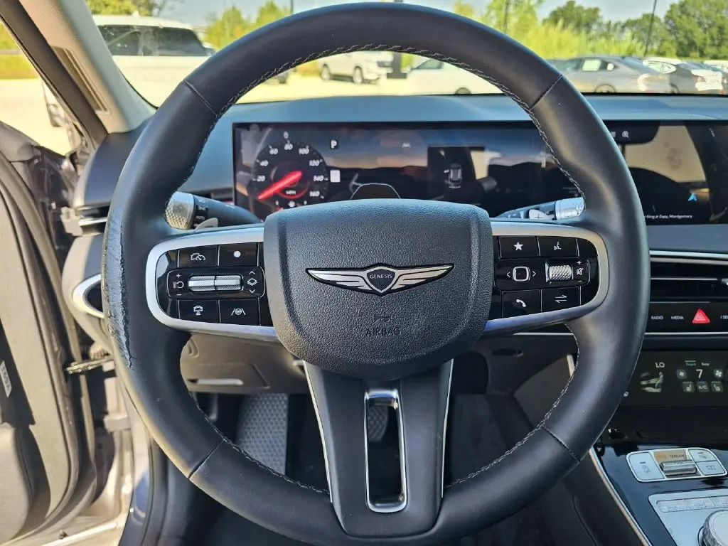 2026 Genesis Gv70 - $40,900
