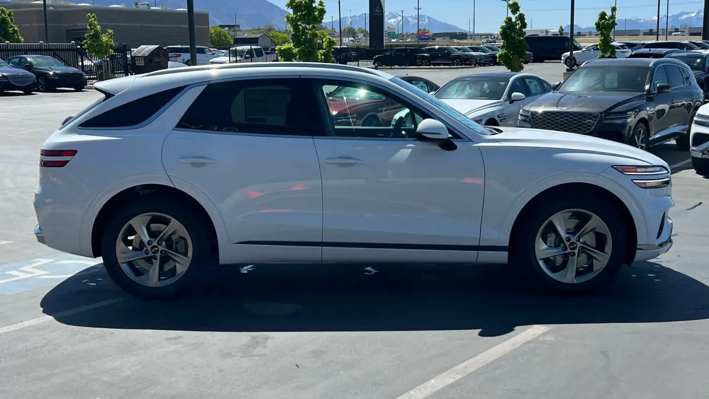 2026 Genesis GV70 2.5T Select