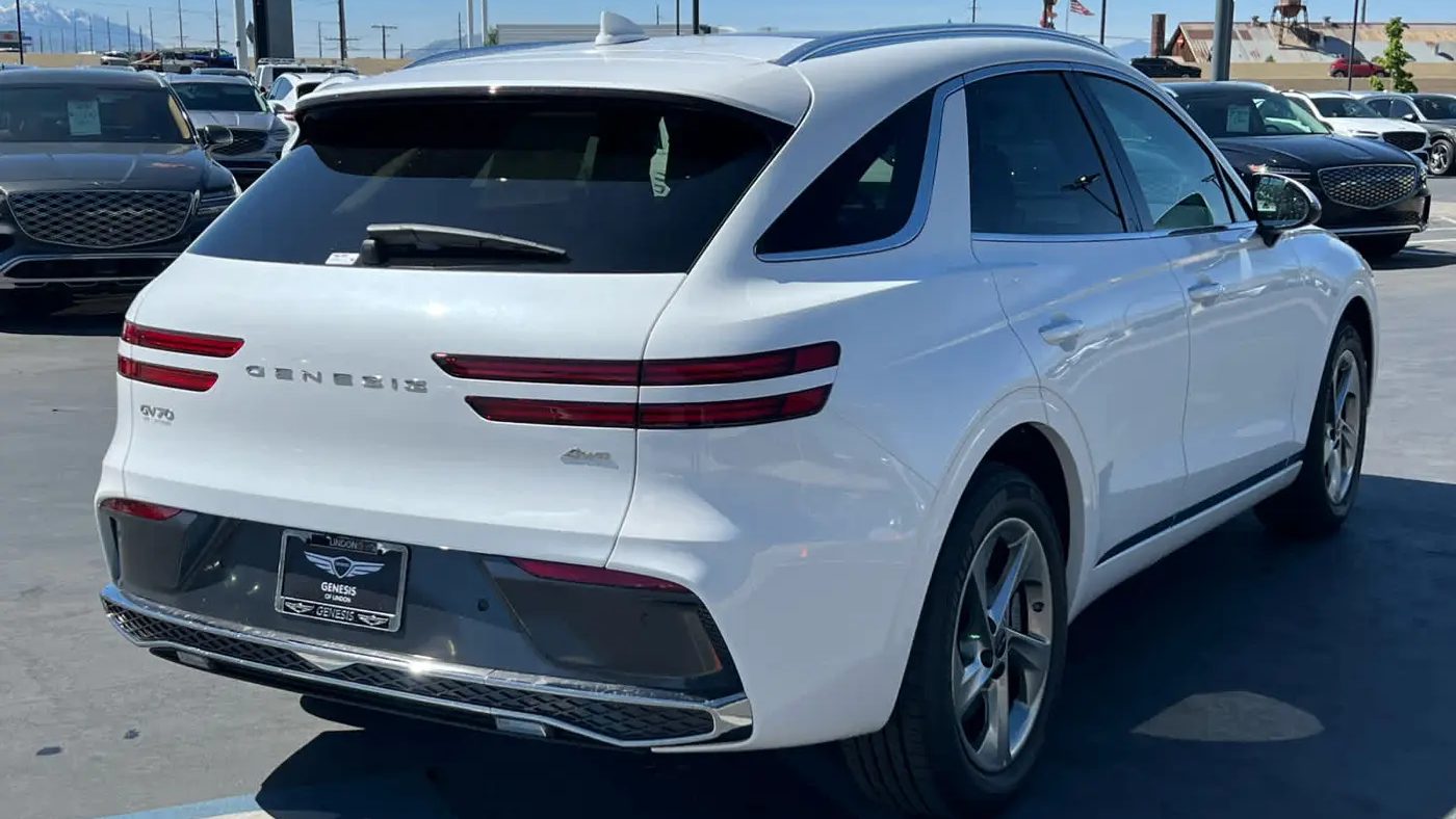 2026 Genesis GV70 2.5T Select