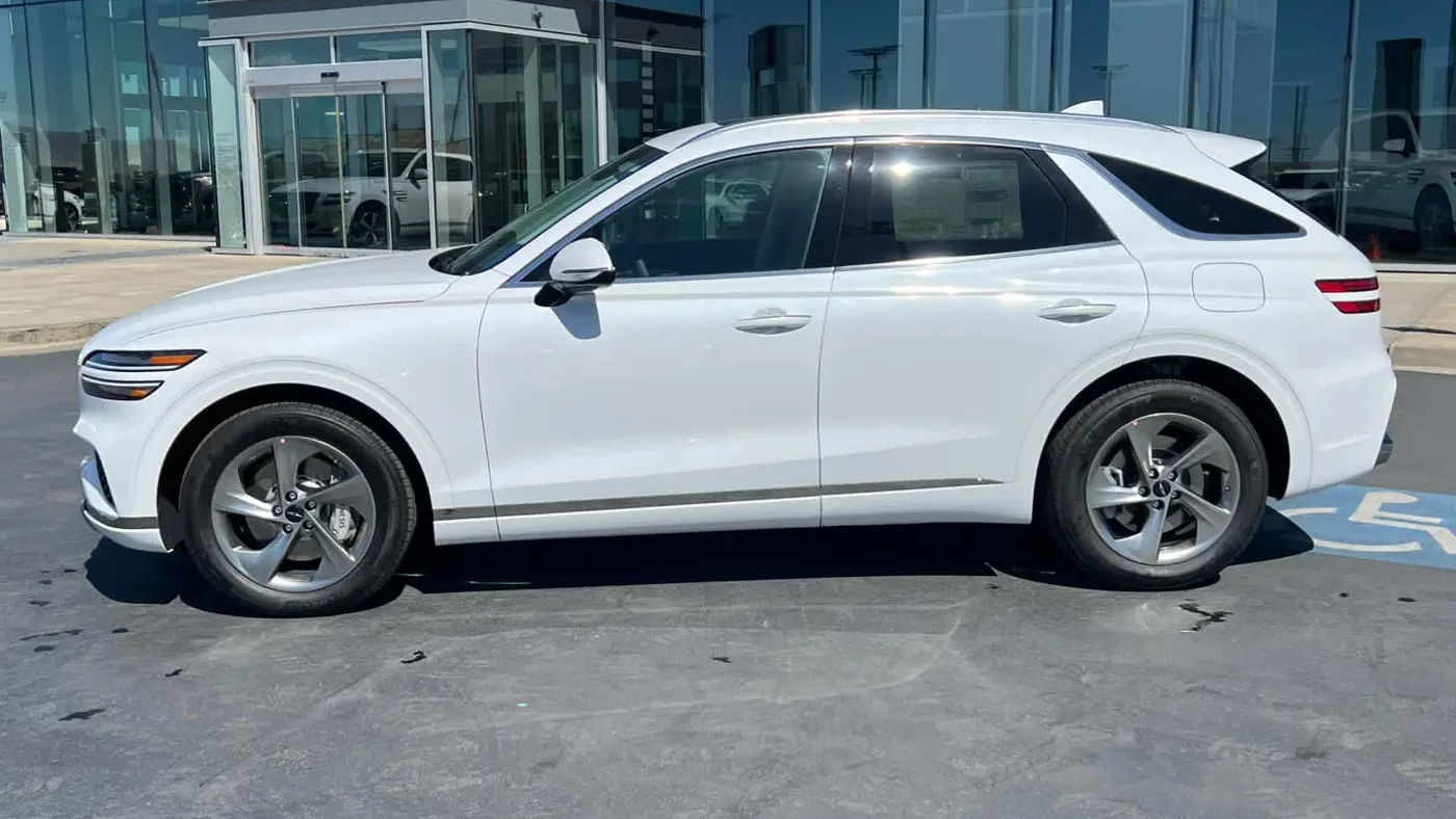 2026 Genesis GV70 2.5T Select
