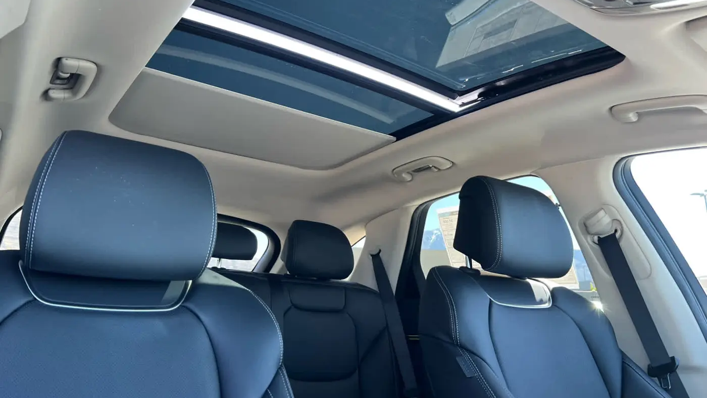 2026 Genesis GV70 2.5T Select