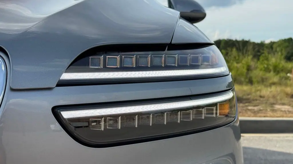 2026 Genesis GV70 2.5T Standard