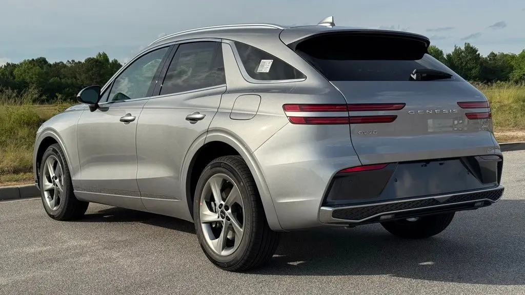 2026 Genesis GV70 2.5T Standard