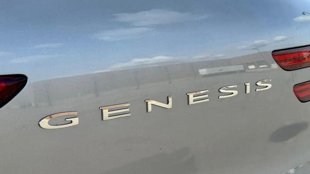 2026 Genesis GV70 2.5T Standard