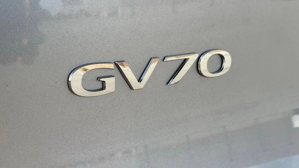 2026 Genesis GV70 2.5T Standard