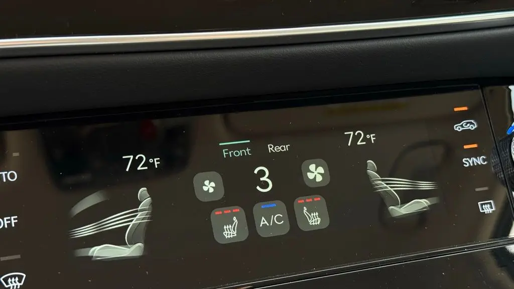 2026 Genesis GV70 2.5T Standard