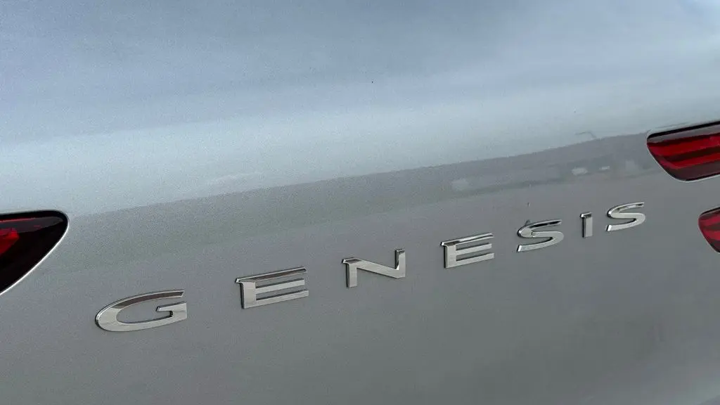 2026 Genesis GV70 2.5T Standard