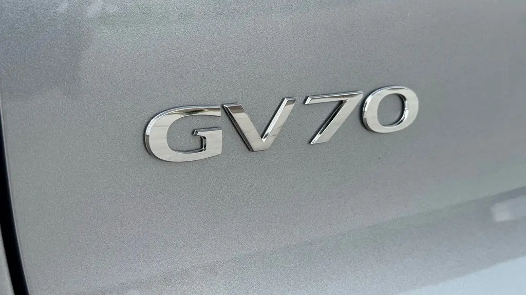 2026 Genesis GV70 2.5T Standard