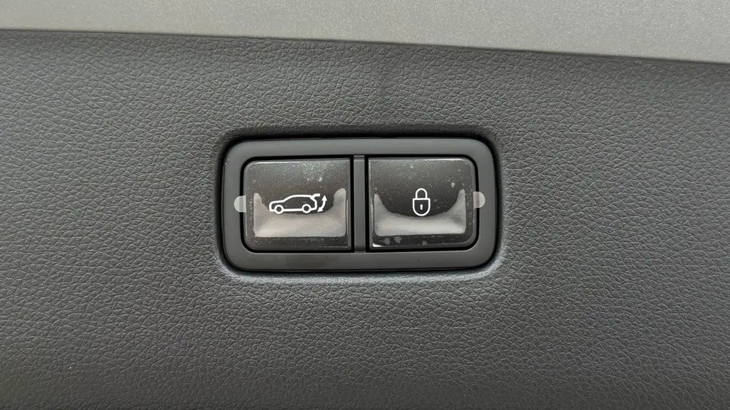 2026 Genesis GV70 2.5T Standard