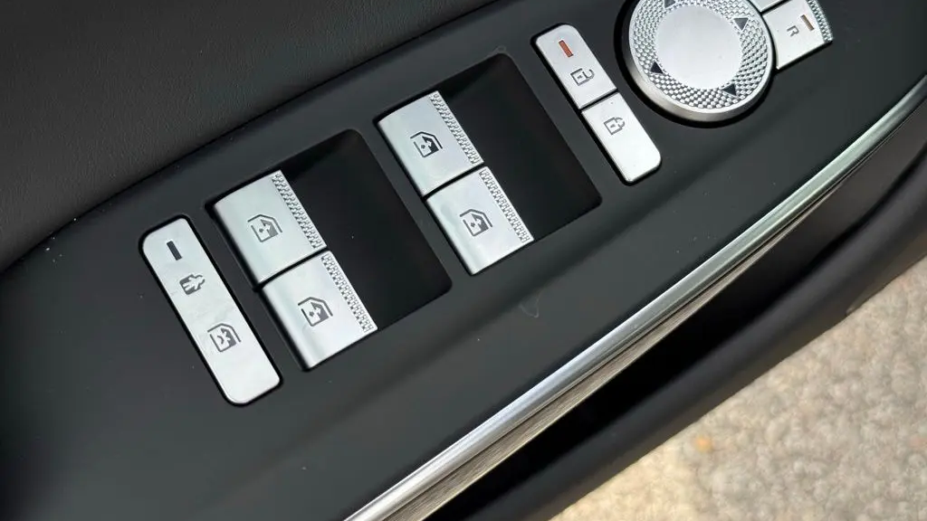 2026 Genesis GV70 2.5T Standard