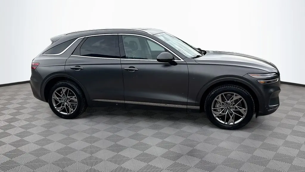 2024 Genesis GV70 2.5T Standard