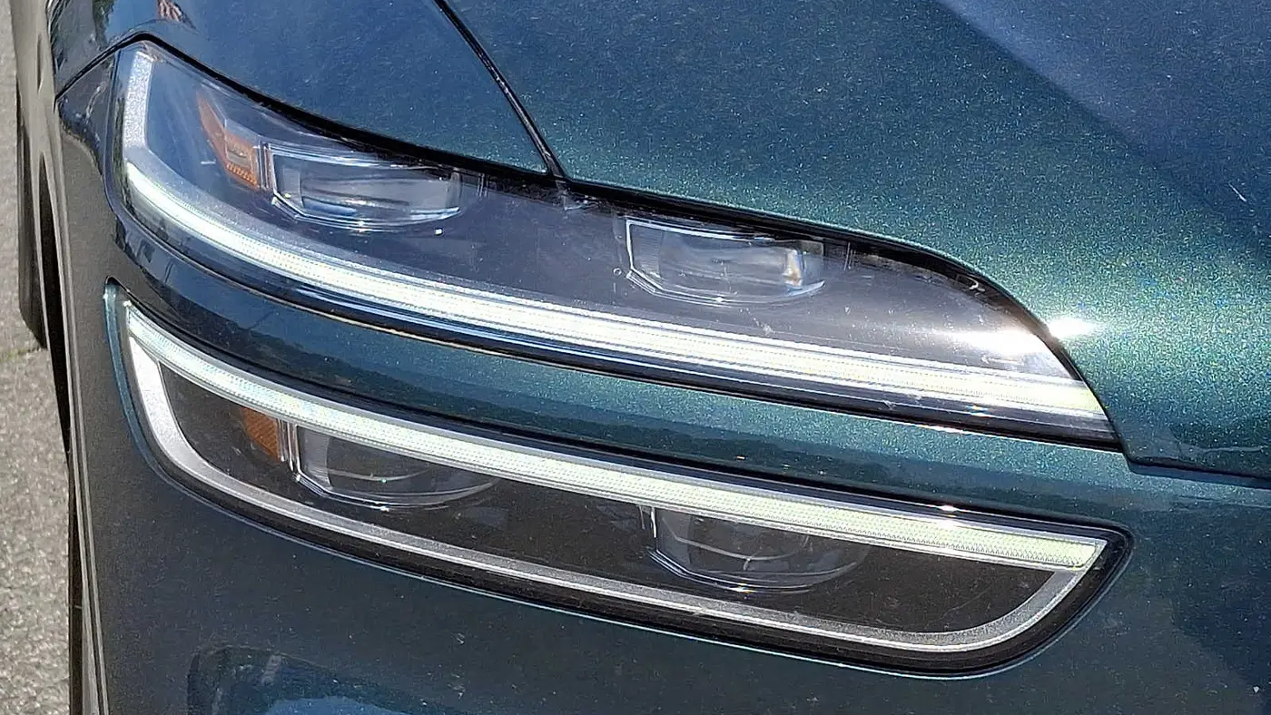 2024 Genesis GV70 2.5T Standard
